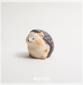 Hand-Carved Wooden Hedgehog - Cute Office Desk Ornament for Stress Relief and Desktop Decoration, Perfect Gift for Women