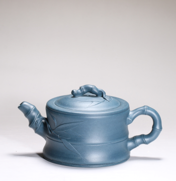 Yixing Handmade Raw Ore Zisha Teapot with Minor Flaws: Bargain Deal Includes Lid; Also Suitable as Planter Cover (Free Shipping)