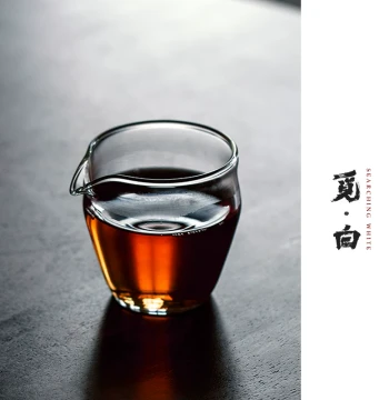 Mibai Glass Fairness Cup - Small Capacity Uniform Pouring Cup, Dedicated Pitcher for Small Teapots, Elegant Design Tea Sea, High Transparency and Heat Resistance
