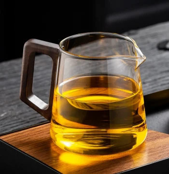 Wooden Handle Glass Fair Cup - Thickened Heat-Resistant Home Use Square Tea Divider with Filter - Premium Kung Fu Tea Set Accessory