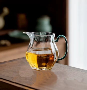 Heat-Resistant Glass Fair Cup with Handle - Plum Blossom Design Tea Server for Kung Fu Tea Sets