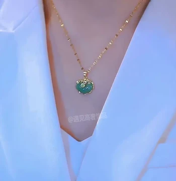 Hypoallergenic Necklace for Women: Fade-Resistant Titanium Steel Clavicle Chain with Micro-Set Jade Fortune Bag Pendant, Light Luxury Niche Design