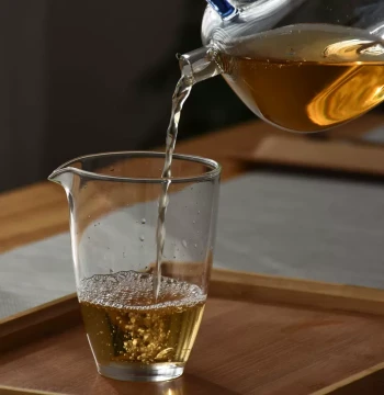 Thickened Heat-Resistant Glass Fairness Cup, Handmade Large Transparent Tea Sharing Pitcher, Japanese Style Tea Sea Distributor