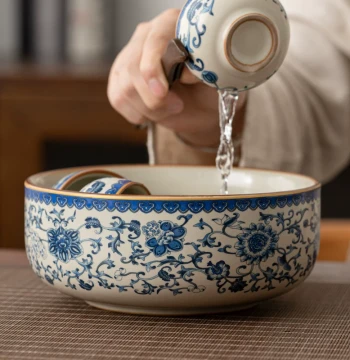 Retro Blue-and-White Porcelain Ru Kiln Tea Wash, Household Extra-Large Premium Ceramic Jian Water Bowl, Kung Fu Tea Sea Wastewater Container