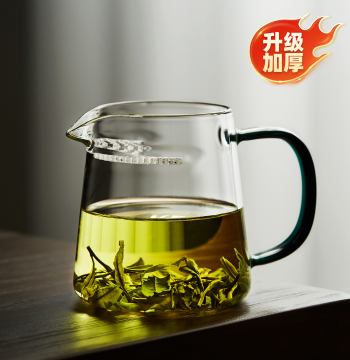 Glass Fair Cup High Temperature Resistant Thickened Premium Integrated Tea Strainer Crescent Tea Pitcher High Borosilicate Filter Green Tea Server