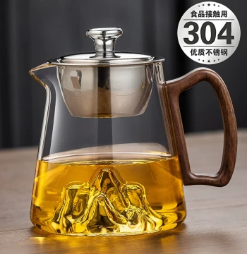 Thickened High Borosilicate Glass Fairness Cup with Tea Strainer. Premium Integrated Filter Tea Server for Kung Fu Tea Sets.