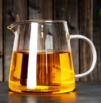 Thickened Fairness Cup with Tea Strainer. Large Japanese Style Glass Tea Server for Home Use.