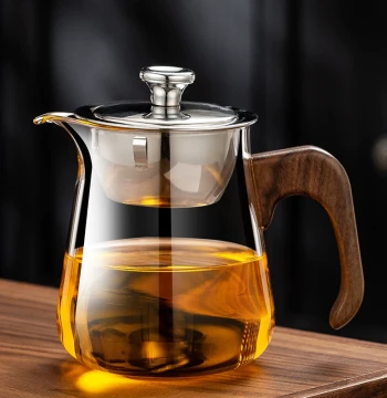 Thickened Heat-Resistant Glass Gongdao Cup with Wooden Handle and Lid - Household Tea Divider with Strainer for High-End Tea Sets