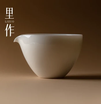 Li Zuo Mutton Jade Porcelain Ultra-Thin Body Ceramic Fair Cup, Dehua White Porcelain Tea Divider, Even Pouring Cup, Tea Sea, Kung Fu Tea Set