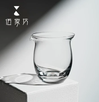 Wujiafang Crystal Glass Fairness Cup: Premium Kung Fu Tea Ware, Tea Sea, High-End Earless Tea Decanter, and Heat-Resistant Gongbei