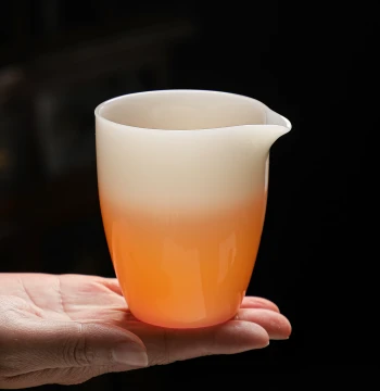 Premium Authentic Puyu Gongdao Cup – Ice-Glaze Ceramic Large Tea Sea for Kung Fu Tea, Handcrafted White Porcelain Uniform Pouring Cup