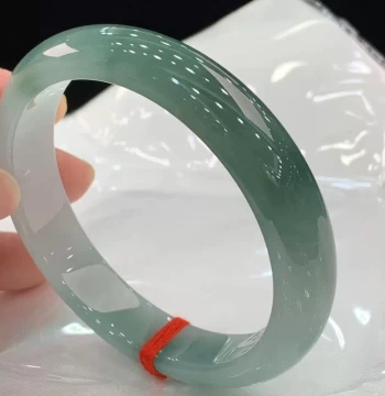 Myanmar Jadeite Ice Species Oil Green Floating Flower Jade Standard Circle Bangle Old Pit Female Jadeite Treated Guifei Green Qing Bangle