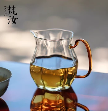 Fanru Glass Fairness Cup with Handle, Transparent Tea Sea and Divider for Home Gongfu Tea Sets