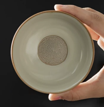 Ru Kiln Ceramic Tea Strainer, Teaware Accessory, Tea Filter, Infuser Mesh for Brewing Leaves, Integrated Tea Dao Fairness Cup and Strainer