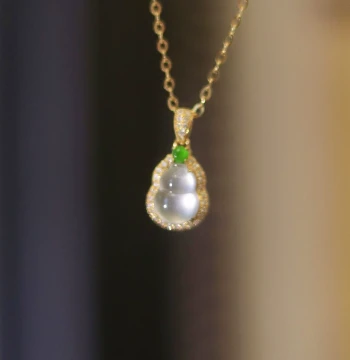 Natural Burmese Type A Jadeite Glassy Species Gourd High-Ice 18k Gold Real Diamond Jade Pendant Necklace Clavicle Chain