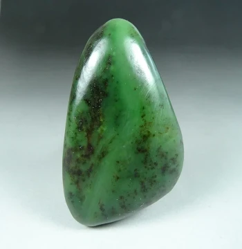 Xinjiang Hetian Jade Seed Rough Stone 121.7g, Natural Irregular Raw Seed, Hetian Spinach Green Jasper Handle Piece E