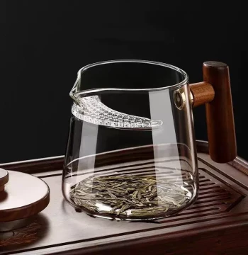 Crescent Moon Cup, Tea Cup, Thickened Tea-Water Separation Brewing Cup, All-in-One Exclusive Master Cup, Green Tea Glass Fairness Cup