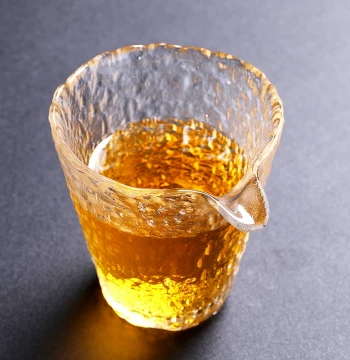 Glass Fairness Cup Set, Thickened Heat-Resistant Tea Server with Filter, Large Capacity Premium Decanter for Tea Ceremony