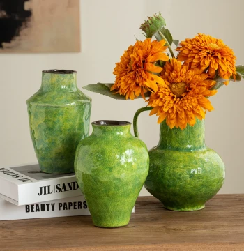 Ceramic Vase with Premium Feel, French Vintage Hand-painted Oil Painting Art, Living Room Sunflower Fresh/Dried Flower Arrangement Ornament