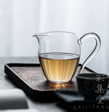 Caijitang Glass Fair Cup with Eagle-Beak Spout - Heat-Resistant Handle Tea Divider, High-Transparency Tea Sea 250ml