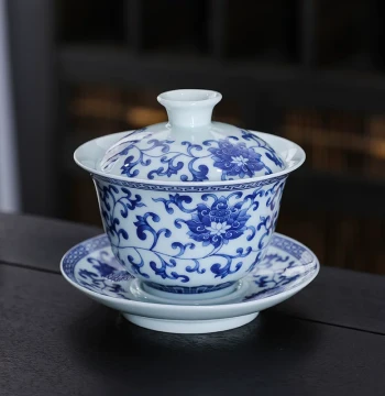Blue and White Porcelain Three-Piece Lidded Bowl, Tea Bowl and Cup, Single High-End Retro Kung Fu Tea Set, Large Capacity Brewing Bowl