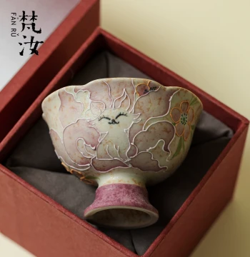 Fanru Firestone Red Hand-Painted Nine-Tailed Fox High-Foot Master's Cup – Underglaze Famille Rose Ceramic Kung Fu Tea Cup