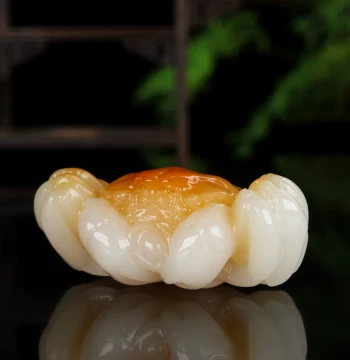 Natural Hetian Jade Seed Material Crab Hand Piece, Red Skin Raw Stone Exquisitely Carved 'Wealth from All Directions' Jade Ornament