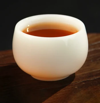 Jingdezhen Ice-Kind Mutton Fat Jade Porcelain Master Cup: High-end Gift Box Packaging, Top Choice for Gifting, White, Moist, and Translucent