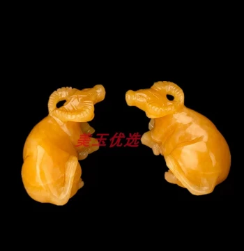 Natural Beige Jade Reclining Ox Zodiac Ornament, Hand-Carved Living Room Entryway Decor for Good Fortune