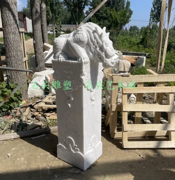 Natural Han White Jade Stone Carved Water Absorbing Beast Gold Absorbing Beast Home Hotel Tea House Ornament Whole Stone Carving Free Shipping