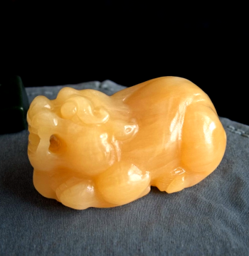 Natural Yellow Jade Pixiu Statue for Wealth Attraction, Home/Office Decor, Gift, Raw Stone Carving
