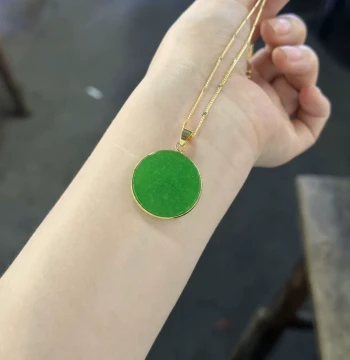 Natural Jadeite Peace Tablet Pendant for Women 18k Gold Inlaid Ice Type Yang Green Peace Tablet Necklace Jade Gift for Mom