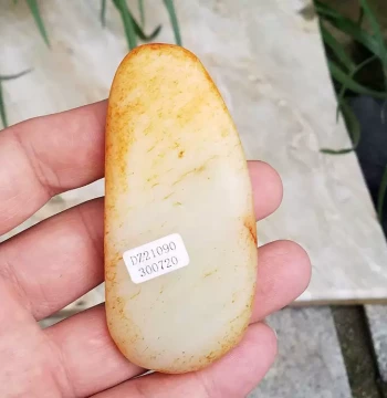Y White Flesh Natural Hetian Jade Rough Stone Material for Pendants, 82g 87*40*11MM with Certificate