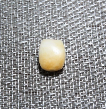 Xinjiang Hetian Jade Seed Material Raw Stone Pendant for Men and Women, Jade Pendant Necklace Accessory, Jade Bun