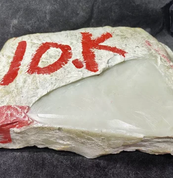 20 jin Yutian Material Hetian White Jade Raw Stone Large Bracelet Material Fine Texture Bracelet Plaque Board Collection Investment Grade Jade
