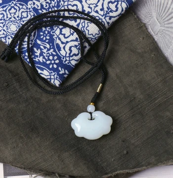 Natural Hetian Jade Russian Material Mutton White Jade Carved Ruyi Lock Pendant, Women's Jade Collarbone Chain Ornament