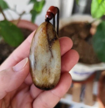 Hetian Jade Seed Material Rough Stone 41g Pendant Hanging Ornament Xinjiang Hetian Jade Natural Jade