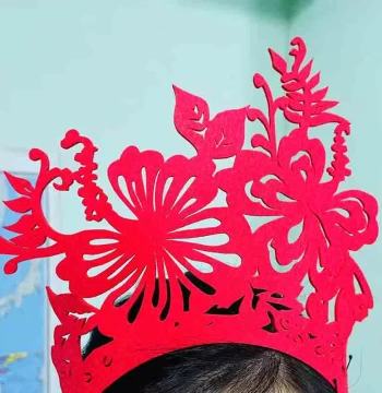Student Runway Headpiece for Hanfu: Bride Hair Accessory, Red Felt Finished National Style Handmade Magpie Paper Cutting Art