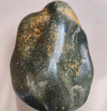 Hetian Jade Green Jade Seed Material Raw Stone, 4.64kg, Natural Xinjiang Hetian Jade