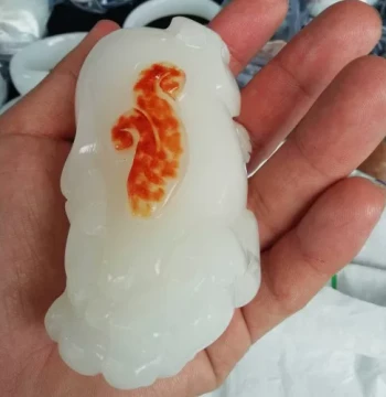 Authentic Jade Pixiu Hand Piece, Raw Seed Material, Wealth-Attracting Pixiu Plaything for Men, Free Shipping