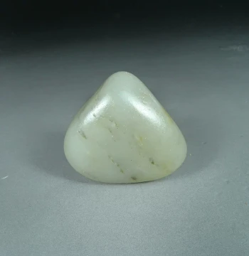 Xinjiang Hetian Jade Seed Material Rough Stone 29.4 Jade Pendant Hetian Jade Original Seed Raw Material Seed Jade Green-White Jade Pendant E