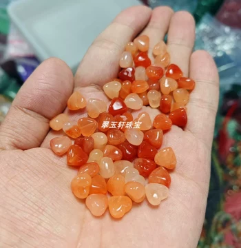 Xinjiang Golden Silk Jade Heart-Shaped Yellow Dragon Jade Loose Beads – Wholesale DIY Jade Jewelry Bracelet & Necklace Accessories