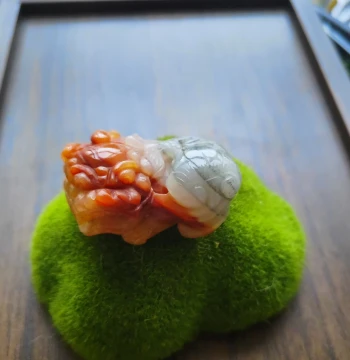 Authentic Huanglong Jade Pixiu Pendant with Original Skin, Handheld Piece No. 10, Natural Raw Ore Jade, 49*31*23
