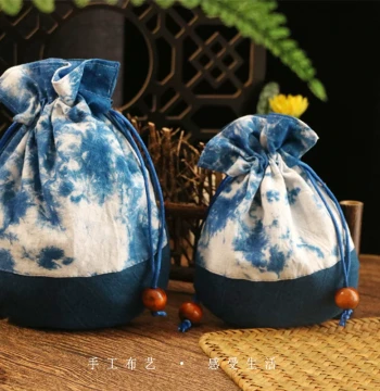Handmade Tie-Dye Cloud Pattern Cotton Patchwork Plant-Dyed Fabric: Drawstring Storage Bag, Artistic Tie-Dye Pouch