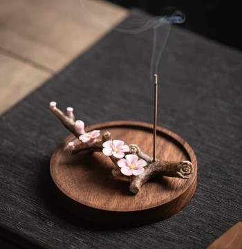 Ceramic Peach Blossom Incense Stick Holder, Hand-Sculpted Flower Incense Stand, Zen Sandalwood and Agarwood Burner, Home Tea Ceremony Decorative Ornament