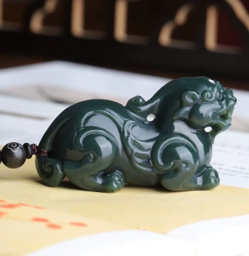 New Natural Xinjiang Hetian Jade Pixiu Hand Piece - Unisex Jade Plaything with 3D Carved Pixiu in Fine Green Jade