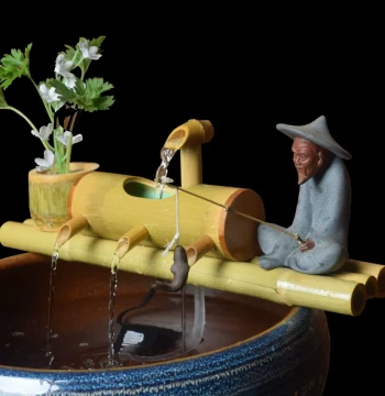 Fish Tank Filter with Bamboo Circulating Water Flow and Oxygenation, Living Room Fish Pond Landscaping, Pure Handmade Ceramic Wealth Attracting Ornament