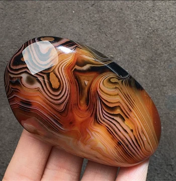 Natural Banded Red Agate Playstone Polished Hand Piece Rain Flower Stone Red Jade Fish Tank Landscaping Decorative Ornament