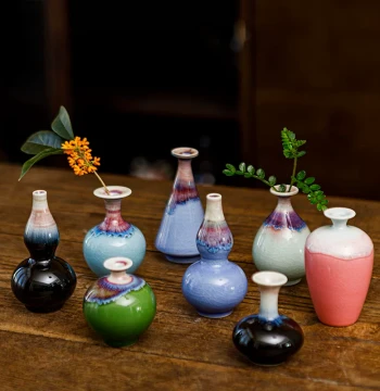 Kiln-Change Glaze Ceramic Small Vase Hand-Thrown Mini Flower Vessel Creative Desktop Jingdezhen Hydroponic Exquisite Small Ornament