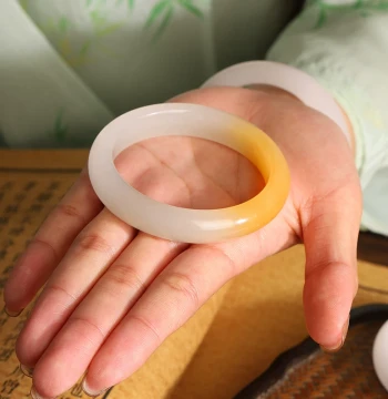 Natural Yellow Dragon Jade Sugar Material Gold Silk Jade Bangle for Women, Mango Pudding Fashion Quartzite Bracelet, Undyed and Non-Acid Washed